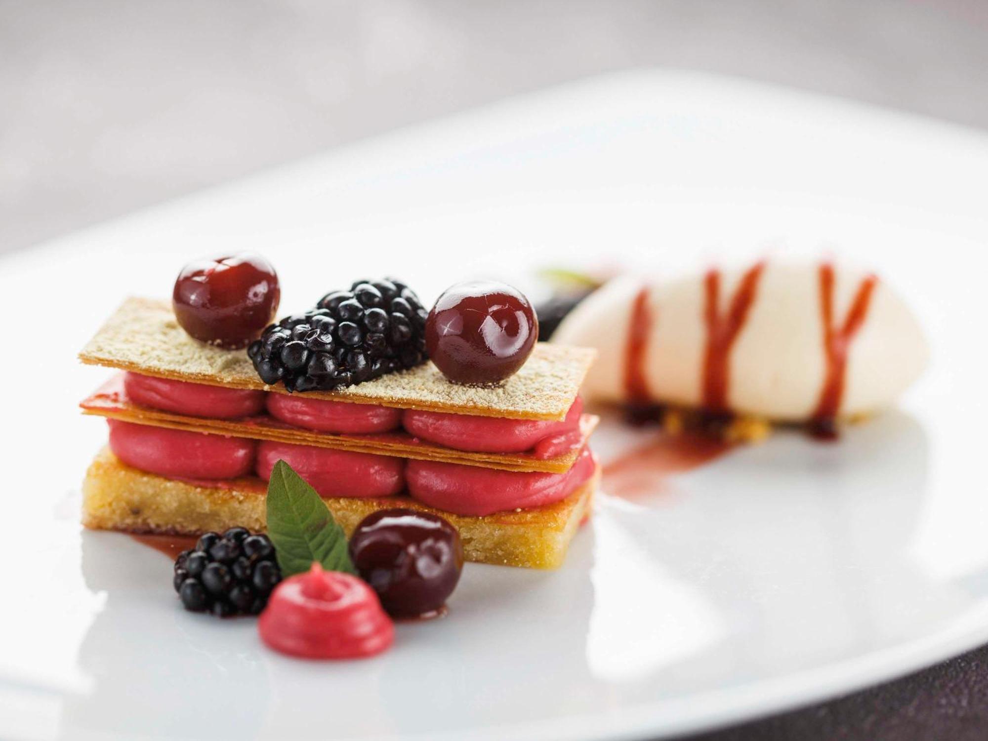 Swissotel Tallinn Ngoại thất bức ảnh A dessert