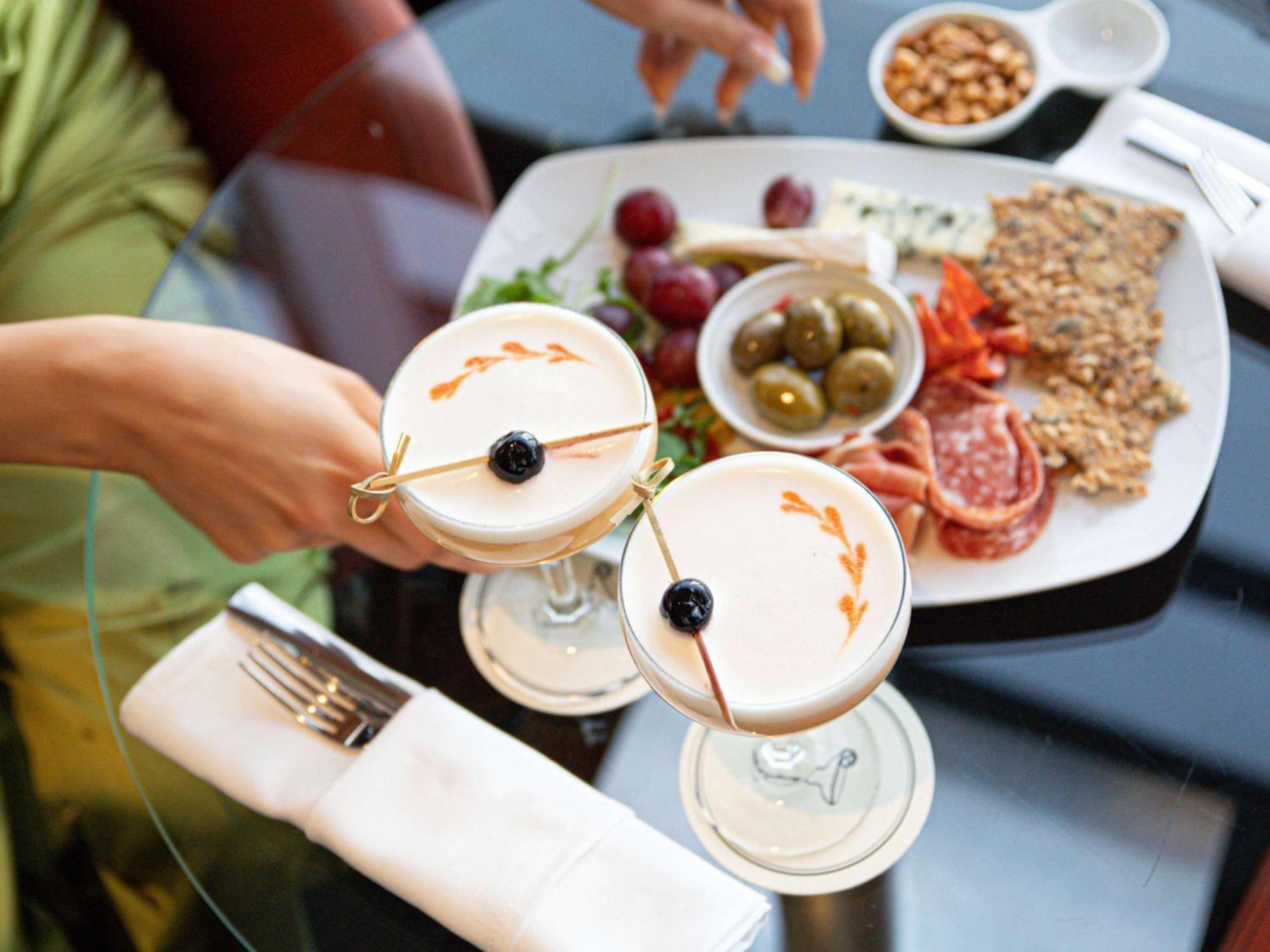 Swissotel Tallinn Ngoại thất bức ảnh A French 75